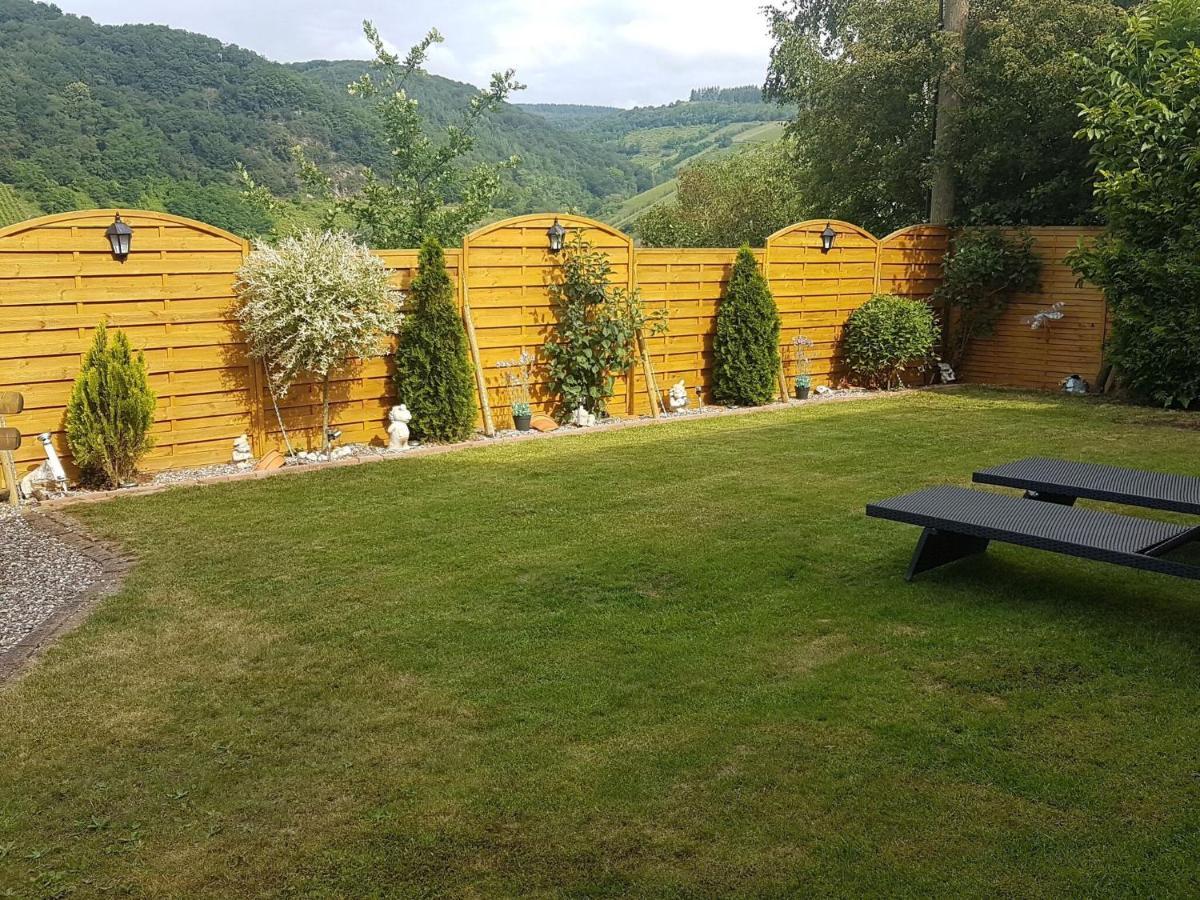 Holiday Home With Garden In Neumagen Dhron Esterno foto